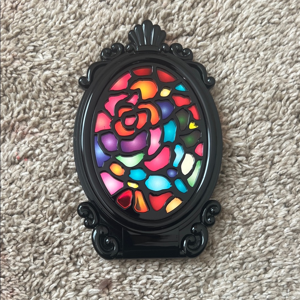 Anna Sui Black Ornate Compact